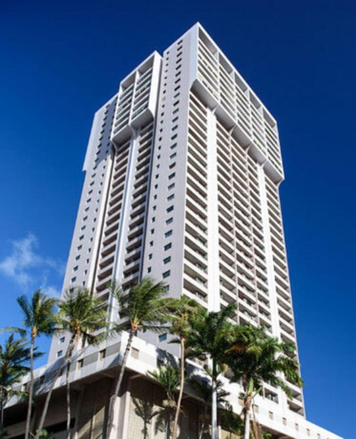Private One Bedroom Condo, With Corporate Car Savings Code Included, Free Onsite Parking Honolulu